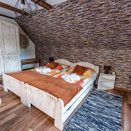 Guest house Aurel